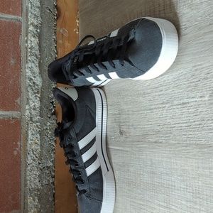 Men's Adidas (canvas type material)